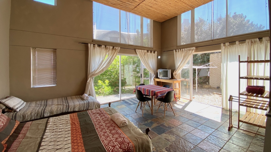 6 Bedroom Property for Sale in Elands Bay Western Cape